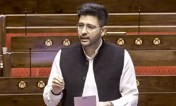 राज्यसभा उपनेता पद से हटने के बाद राघव चड्ढा ने किया पहला पोस्ट, वीडियो में दिया ये रिएक्शन