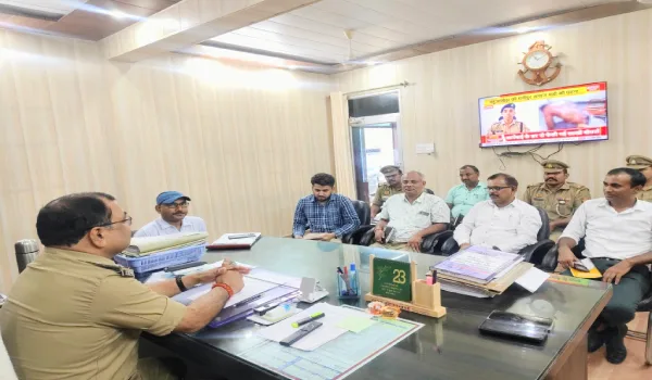 सिर्फ चालान नहीं, अब ट्रैफिक नियम तोड़ने वालों को दिखाई जाएगी सड़क सुरक्षा की क्लास - अंबेडकरनगर में 7 जुलाई से विशेष अभियान