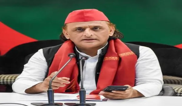 'वोट के लिए विचार बदल देते हैं', शंकराचार्य से मुलाकात के बाद अखिलेश का बीजेपी पर हमला; राम मंदिर चढ़ावा मामले में भी उठाए सवाल