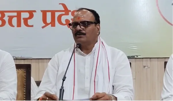 ब्रजेश पाठक का राहुल गांधी पर निशाना, संसद और झारखंड छात्रों पर उठाए सवाल