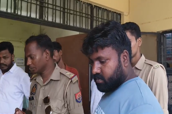 पानी पीने के लिए रुके 65 वर्षीय बुजुर्ग, तभी गिरी आकाशीय बिजली और मौत