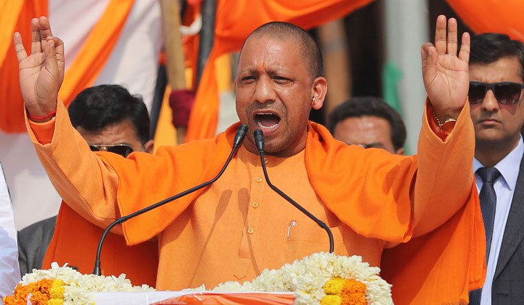 जेपीएनआईसी के नाम पर सरकारी खजाने पर डकैती डाल रहे थे अखिलेश-डिंपल : योगी