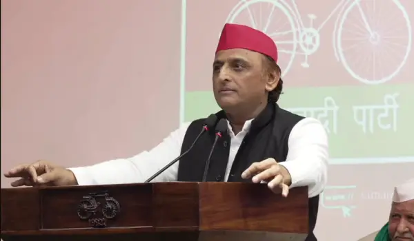 अखिलेश यादव का किसानों से ऐलान, 24-48 घंटे में गन्ने का भुगतान