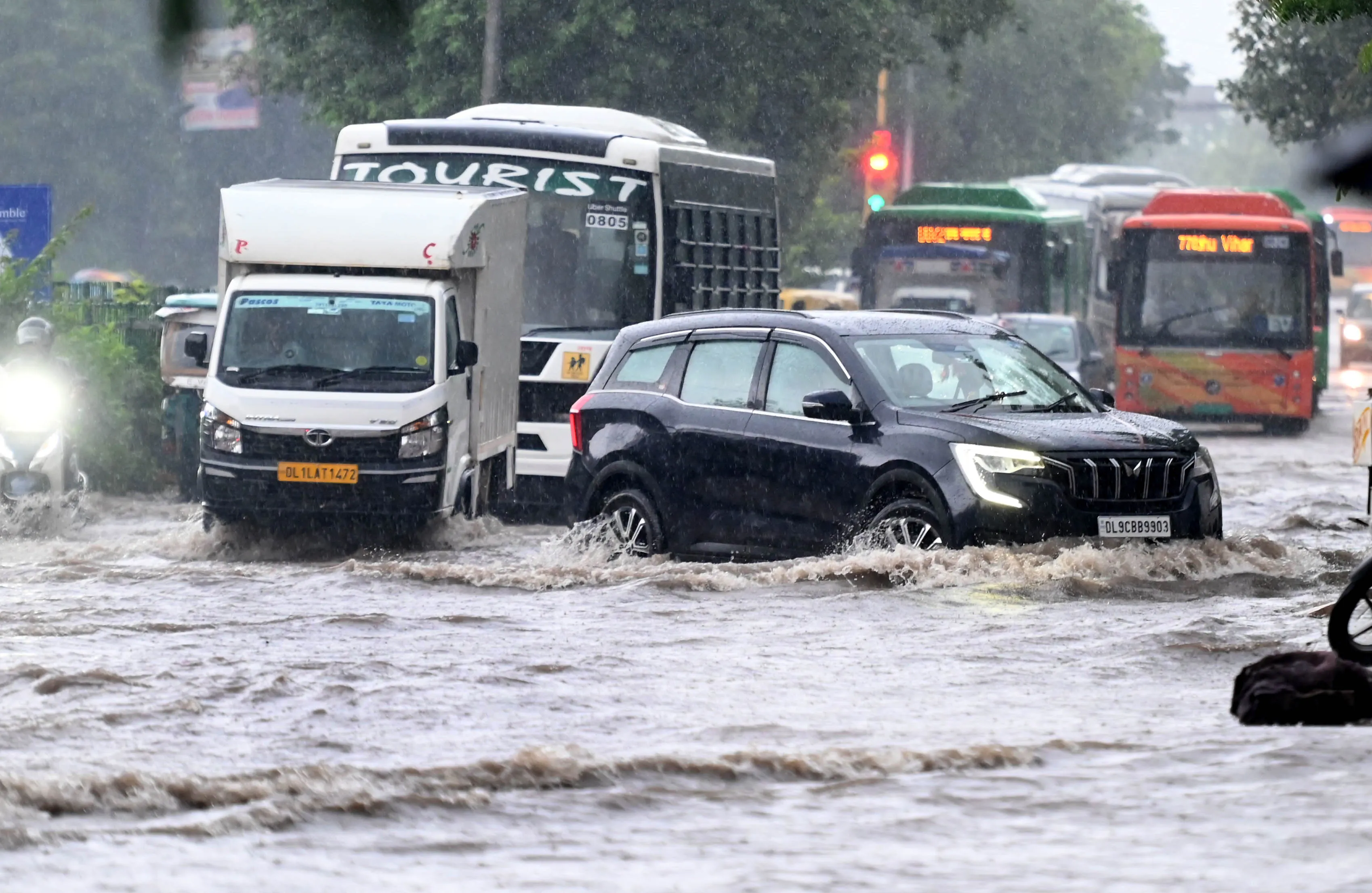 delhi-rain4-1786158599998.webp