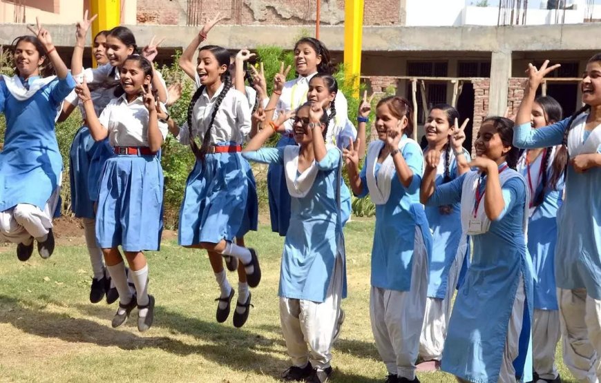 पंख’ से मिल रही बेटियों को उड़ान: योगी सरकार की पहल से केजीबीवी की बेटियों को मिल रही नयी दिशा