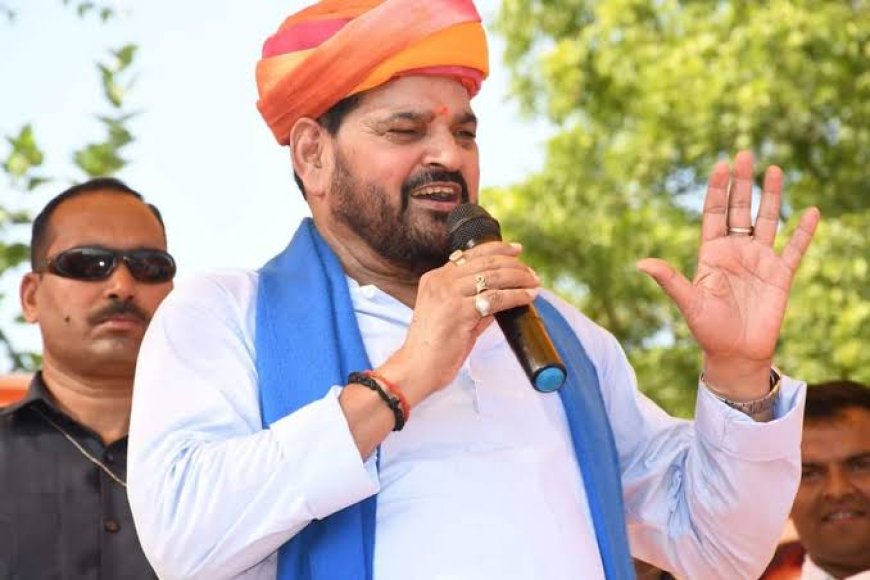 बृजभूषण शरण सिंह को POCSO मामले में राहत, कोर्ट से हुए बरी, बेटे प्रतीक भूषण ने जताया स्वागत